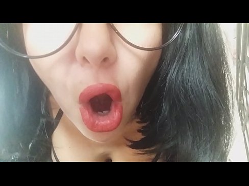 ❤️ Draga, tvoja mačeha ti danes ne dovoli iti v šolo... Preveč te potrebujem ... ️  Seks pri nas ️❤